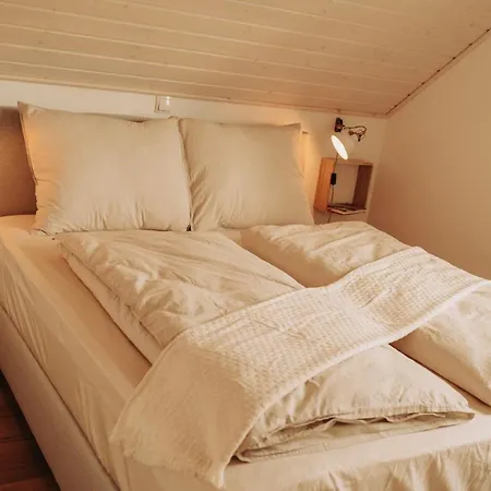 Malerisch Am Mit Kamin, Sauna & Whirlpool *